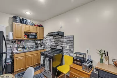 122 Harper Ave, Irvington, NJ 07111 - Photo 10