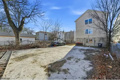 303-305 W Runyon St, Newark, NJ 07108 - Photo 24