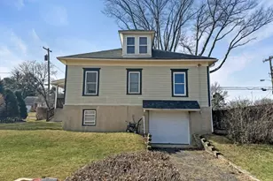 591 Schley Ave, Pohatcong Township, NJ 08865 - Photo 22