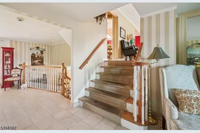 32 Augusta Dr, Wayne, NJ 07470 - Photo 6