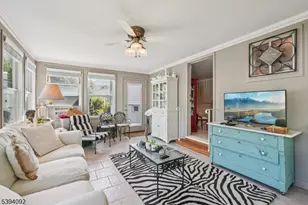 32 Augusta Dr, Wayne, NJ 07470 - Photo 18