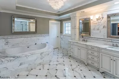 7 Beacon Hill Dr, Chester, NJ 07930 - Photo 26