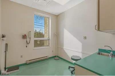 25 E Willow St, Millburn, NJ 07041 - Photo 6