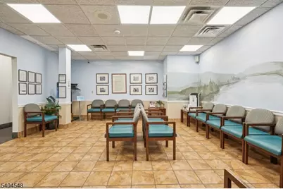 25 E Willow St, Millburn, NJ 07041 - Photo 4