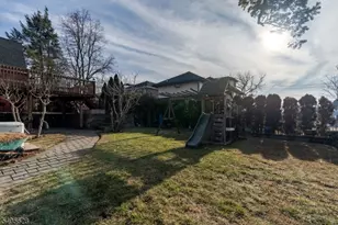 820 Elizabeth St, Ridgefield, NJ 07657 - Photo 22