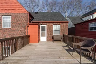 820 Elizabeth St, Ridgefield, NJ 07657 - Photo 18