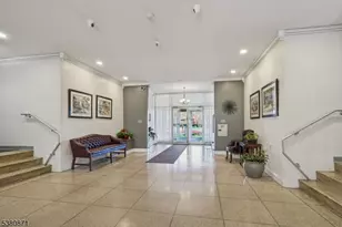 926 Bloomfield Ave, Glen Ridge Boro Twp., NJ 07028 - Photo 4