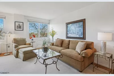 926 Bloomfield Ave #5B, Glen Ridge Boro Twp., NJ 07028 - Photo 8