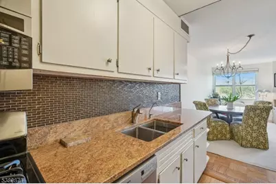 926 Bloomfield Ave #5B, Glen Ridge Boro Twp., NJ 07028 - Photo 14