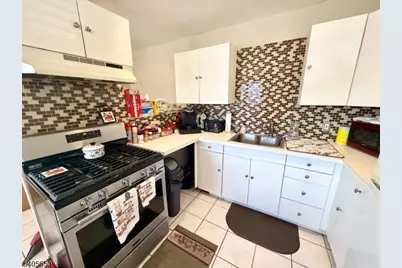 336 1C Bloomfield Ave #1C, Caldwell, NJ 07006 - Photo 4