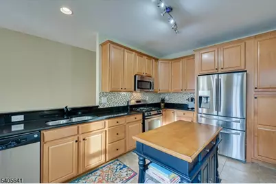 9 Swing Bridge Ln, South Bound Brook Boro, NJ 08880 - Photo 12