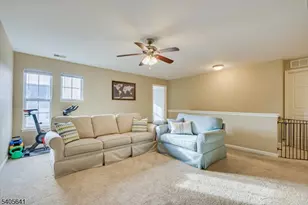 9 Swing Bridge Ln, South Bound Brook Boro, NJ 08880 - Photo 18