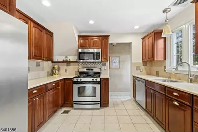 2149 Raritan Rd, Scotch Plains Township, NJ 07076 - Photo 10