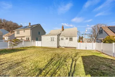 225 Edison St, Clifton, NJ 07013 - Photo 22