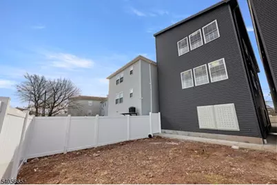 512 S 15th St, Newark, NJ 07103 - Photo 34