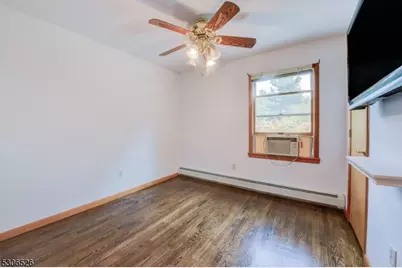 27 Cleveland Ter, West Orange Township, NJ 07052 - Photo 14