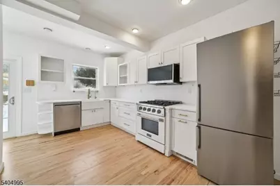 10 Maple Ave, West Orange Township, NJ 07052 - Photo 12