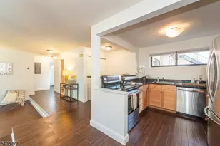105 River Rd, Nutley Twp., NJ 07110 - Photo 10
