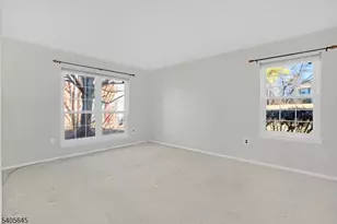 51 Crabapple Ln, Franklin Township, NJ 08823 - Photo 14