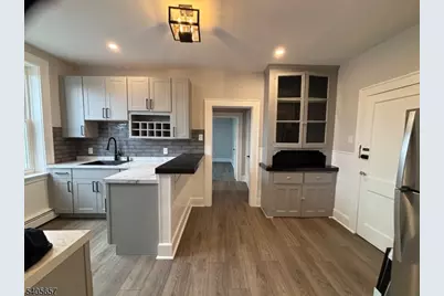 230 Watchung Ave #5, West Orange Township, NJ 07052 - Photo 4