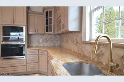 234 Holmes Street, Belleville, NJ 07109 - Photo 16