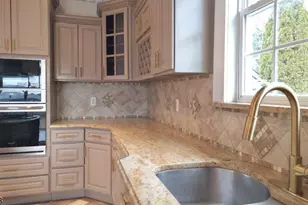 234 Holmes St, Belleville, NJ 07109 - Photo 16