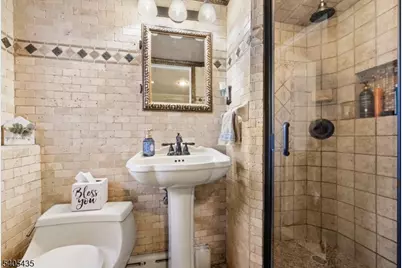 437 Durling Rd, Union Township, NJ 07083 - Photo 30