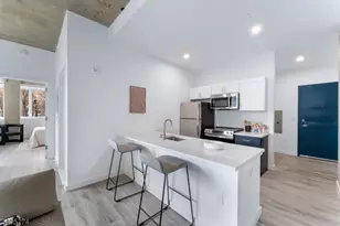 10 Commerce Ct, Newark, NJ 07102 - Photo 2