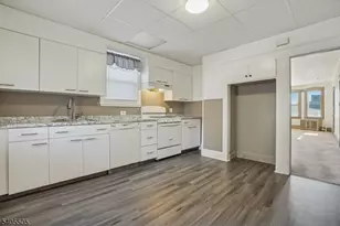 18 E 2nd St, Clifton, NJ 07011 - Photo 28