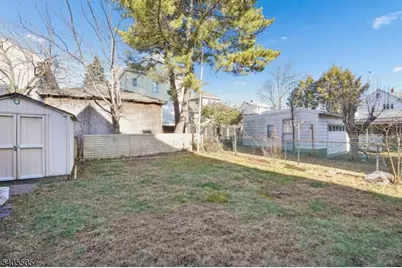 18 E 2nd St, Clifton, NJ 07011 - Photo 44