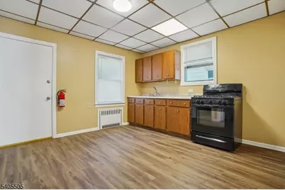 18 E 2nd St, Clifton, NJ 07011 - Photo 14