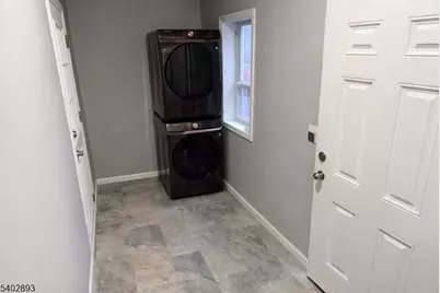 313 Washington Ave, Elizabeth, NJ 07202 - Photo 16