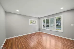 136 Haroldson Pl, Pompton Lakes, NJ 07442 - Photo 18