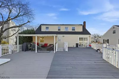 111 E 10th St, Linden, NJ 07036 - Photo 28