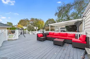 111 E 10th St, Linden, NJ 07036 - Photo 30