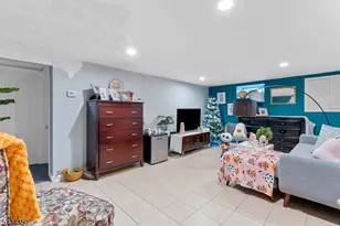 111 E 10th St, Linden, NJ 07036 - Photo 12