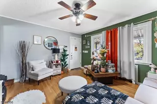 111 E 10th St, Linden, NJ 07036 - Photo 4