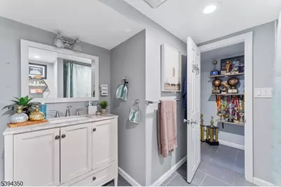 111 E 10th St, Linden, NJ 07036 - Photo 18