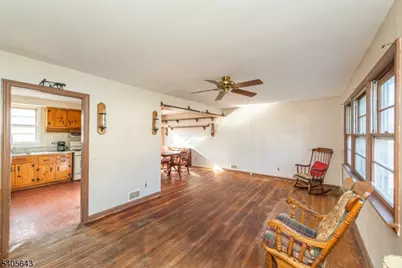 6 Hamilton Ct, Hanover Township, NJ 07981 - Photo 4