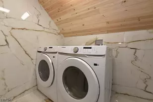 454 Park Ave, Rutherford, NJ 07070 - Photo 16