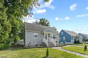 310 Stockton Ave, Roselle, NJ 07203 - Photo 30