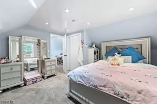 310 Stockton Ave, Roselle, NJ 07203 - Photo 18