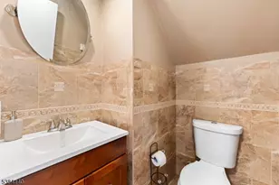 310 Stockton Ave, Roselle, NJ 07203 - Photo 16