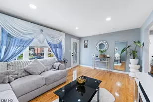 310 Stockton Ave, Roselle, NJ 07203 - Photo 4