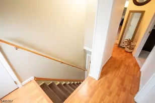 22 Greendale Ave, Pequannock Township, NJ 07444 - Photo 10