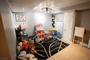 22 Greendale Ave, Pequannock Township, NJ 07444 - Photo 20