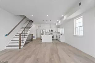 366 21st St, Irvington, NJ 07111 - Photo 2