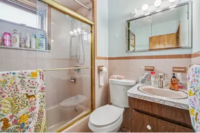 670 Devon St, Kearny, NJ 07032 - Photo 26