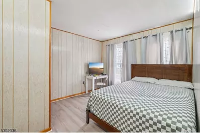 670 Devon St, Kearny, NJ 07032 - Photo 24