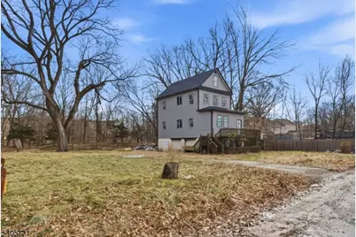 1819 Allen St, Rahway, NJ 07065 - Photo 1